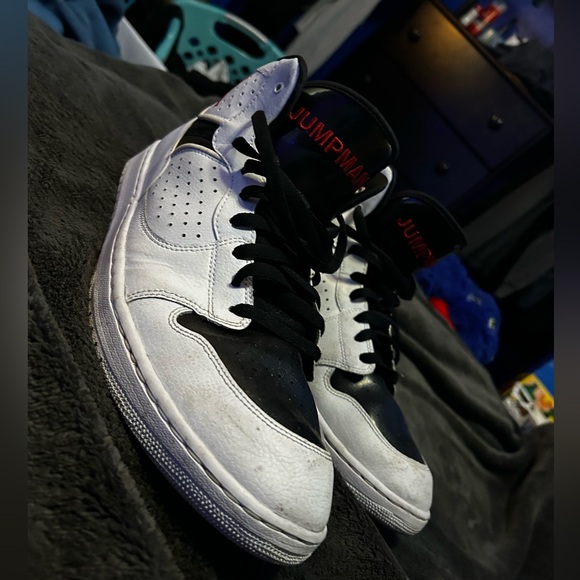 Jordan’s - Picture 2 of 6